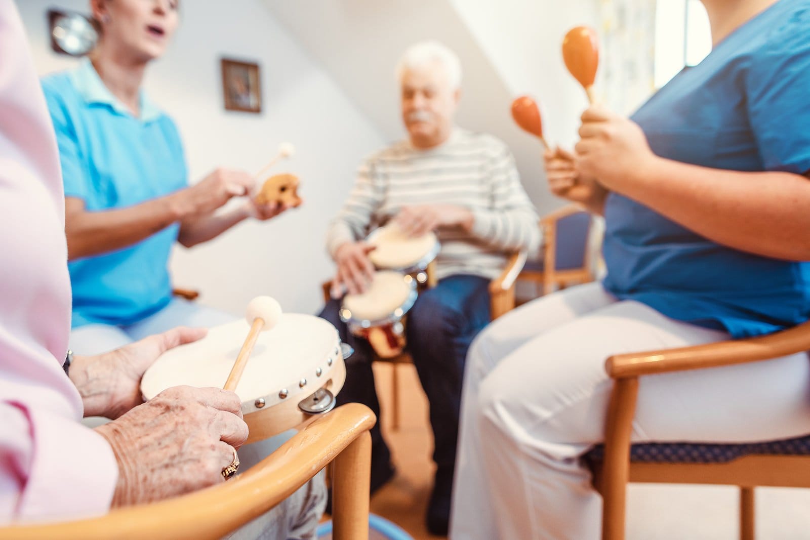 bigstock-Seniors-in-nursing-home-making